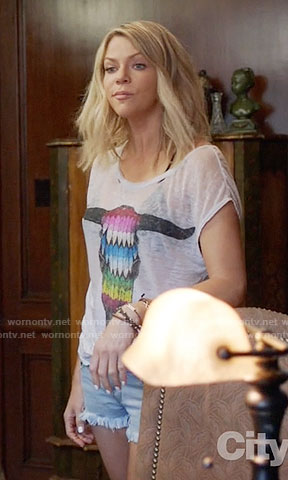 Mickey's rainbow skull graphic tee on The Mick