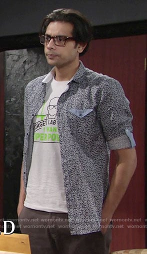 Ravi's Superpowers graphic t-shirt on The Young and the Restless