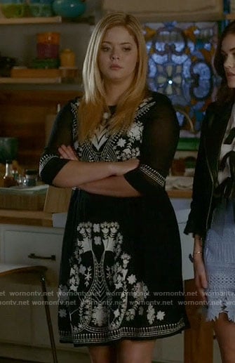 Ali's embroidered dress on Pretty Little Liars