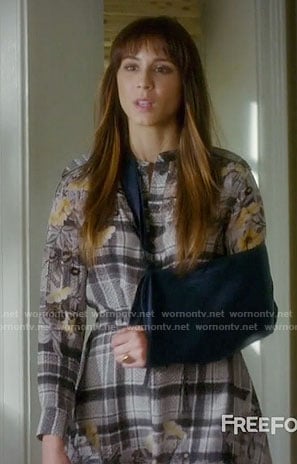 Spencer's plaid and floral shirtdress on Pretty Little Liars