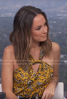 Catt's yellow twist neck top on E! News Daily Pop