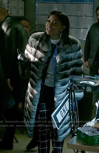Cookie's grey fur coat on Empire