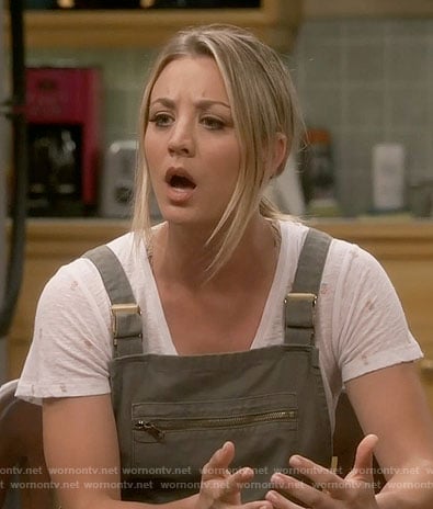 Penny's pineapple print t-shirt and green overalls on The Big Bang Theory