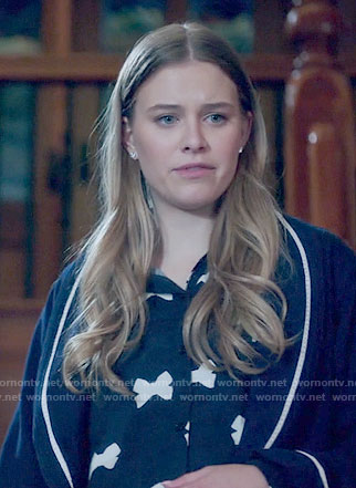 Polly's navy bow print pajamas on Riverdale