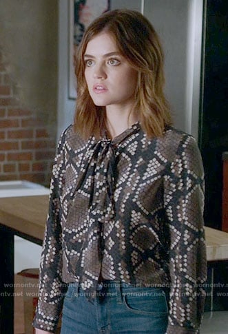 Aria's snake print blouse on Pretty Little Liars