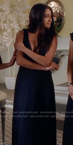 Emily's bridesmaid dress on Pretty Little Liars
