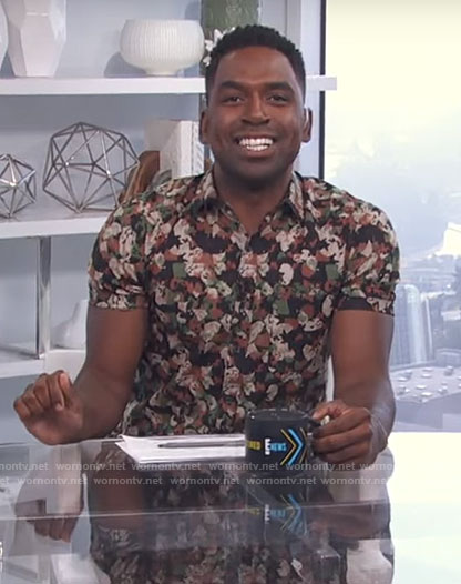 Justin's camouflage print shirt on E! News Daily Pop