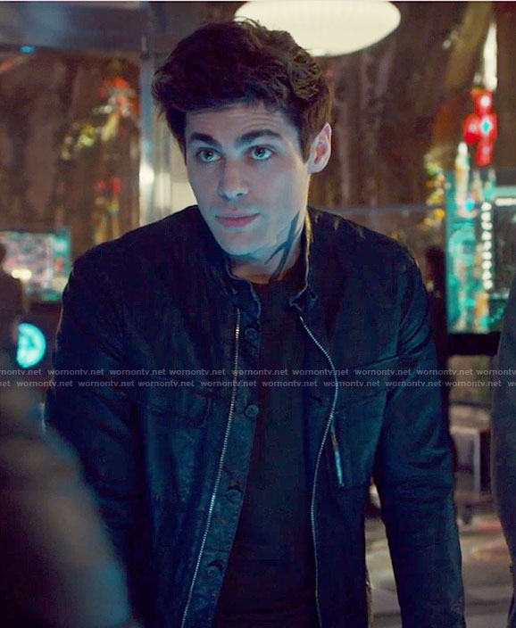 Alec's black zip front moto jacket on Shadowhunters