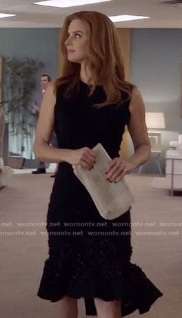 Donna's black flared hem dress on Suits