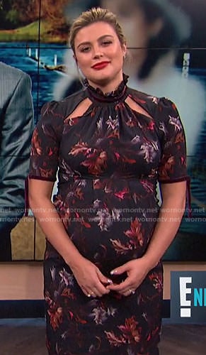 Carissa's black floral maternity dress with cutouts on E! News
