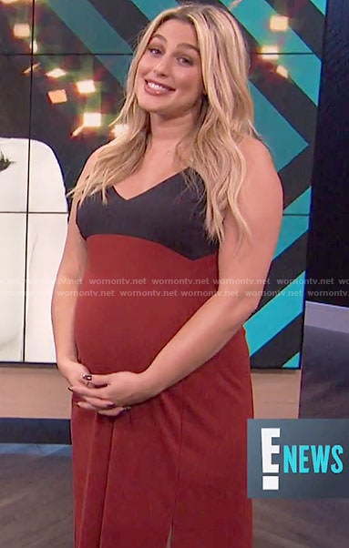 Carissa's navy and red two tone dress on E! News
