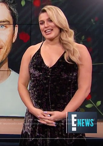 Carissa's black floral velvet dress on E! News