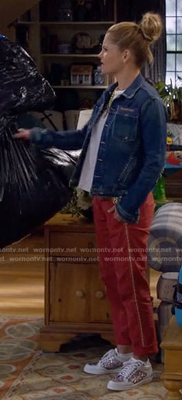 DJ's denim jacket and glitter sneakers on Fuller House