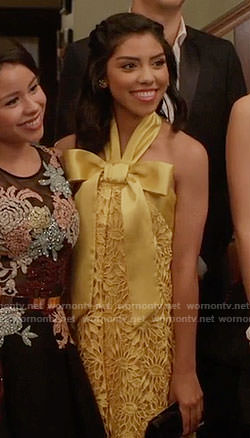 Poppy's yellow lace prom dress with bow on The Fosters