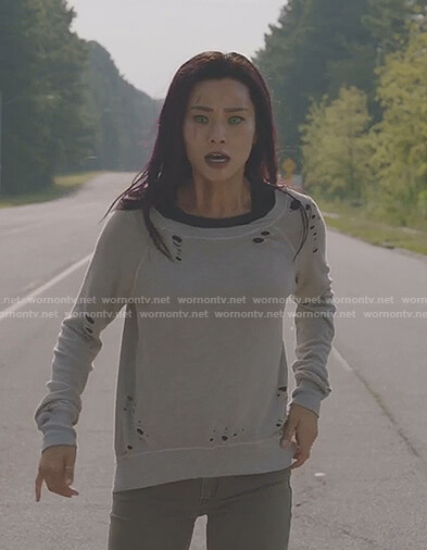 Clarice's grey distressed sweatshirt on The Gifted
