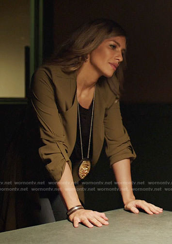 Dinah's green draped jacket on Arrow