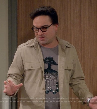 Leonard's tree with cogs t-shirt on The Big Bang Theory