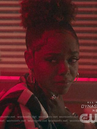 Josie's star ring on Riverdale