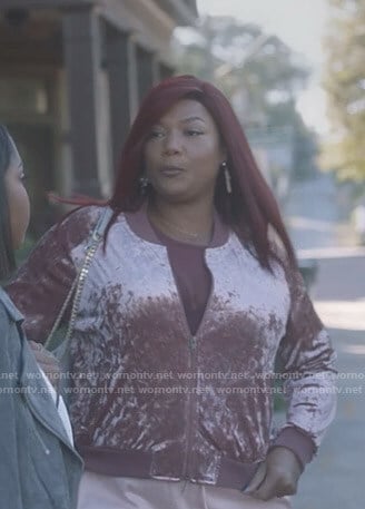 Carlotta's pink vevet bomber jacket on Star