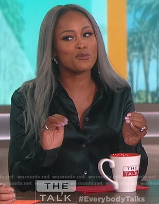 Eve's green satin shirt on The Talk