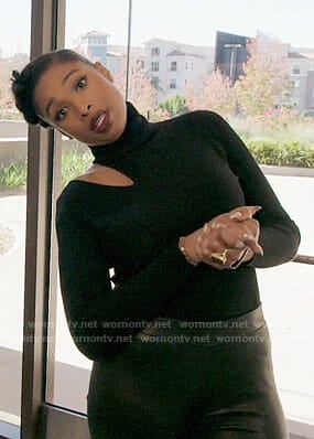 Jennifer Hudson's black turtleneck with cutout on The Voice