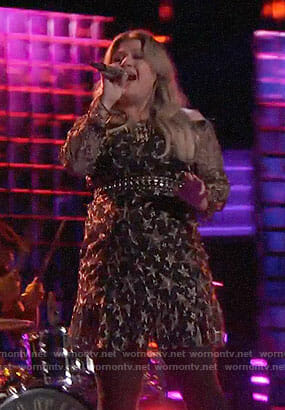 Kelly Clarkson's star embroidered off-shoulder dress on The Voice