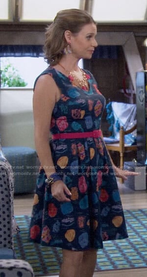Kimmy's blue stone print dress on Fuller House