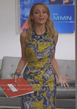 Portia's printed sheath dress on Great News