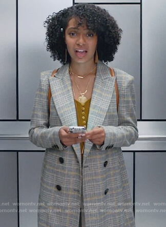 Zoey's gray plaid coat on Grown-ish