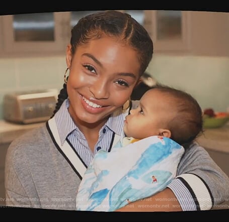 Zoey's gray layered sweater on Grown-ish