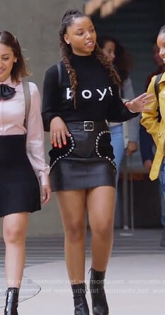 Jazlyn's black heart patch skirt on Grown-ish