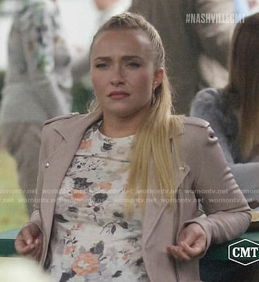 Juliette's floral top and pink leather jacket on Nashville