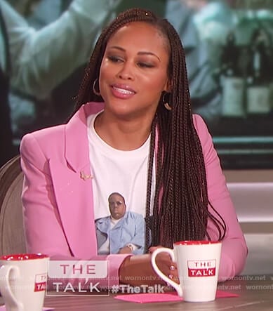 Eve's pink blazer and white print t-shirt on The Talk