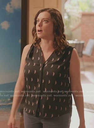 Rebecca's black paisley print sleeveless blouse on Crazy Ex-Girlfriend