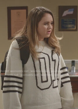 Sara's white 01 sweater on Kevin Can Wait