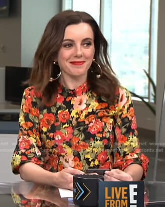 Melanie's black floral mock neck top on Live from E!