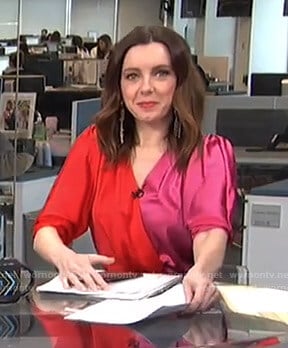 Melanie's two-tone wrap top on Live from E!