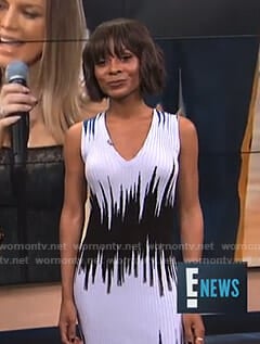 Zuri's blue and black ribbed dress on E! News