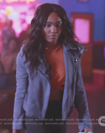 Jennifer's purple grommet moto jacket on Black Lightning
