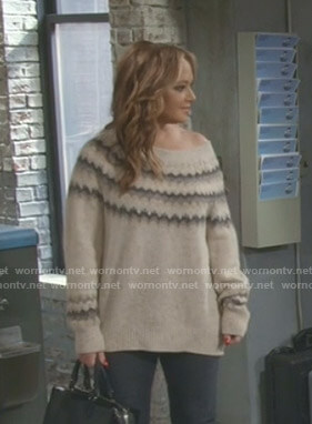 Vanessa's beige chevron sweater on Kevin Can Wait