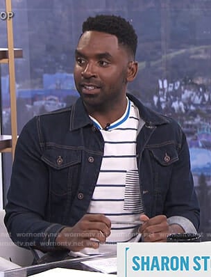 Justin's white mixed striped t-shirt on E! News Daily Pop