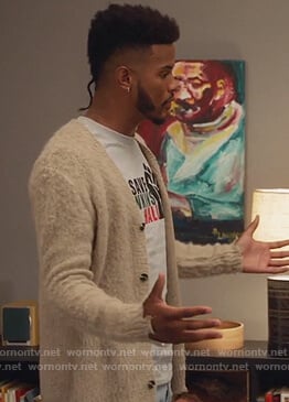 Aaron's beige distressed cardigan on Grown-ish
