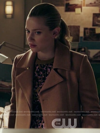 Betty's camel jacket on Riverdale