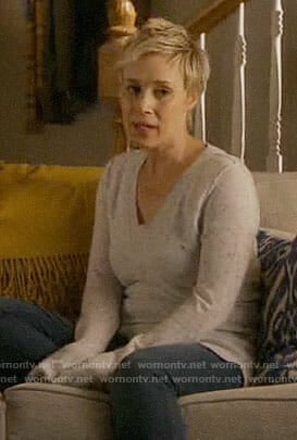 Bonnie's speckled v-neck sweater on How to Get Away with Murder