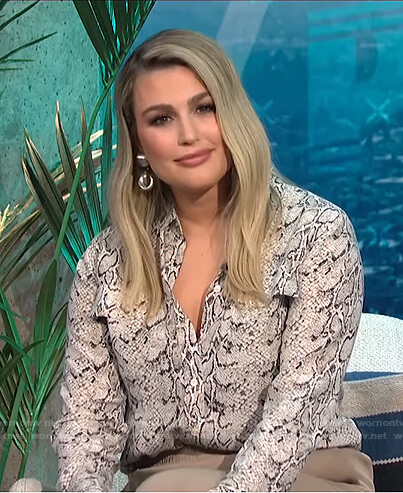 Carissa's snakeskin print shirt on E! News Daily Pop