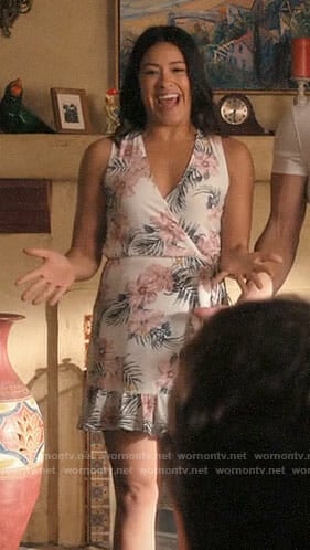 Jane's hibiscus print wrap dress on Jane the Virgin