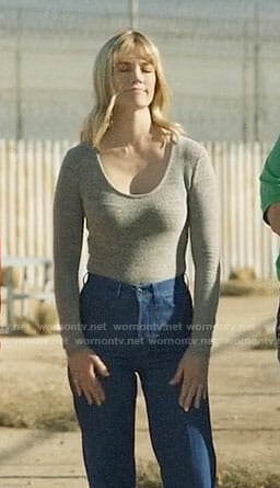 Melissa's grey long sleeved bodysuit on Last Man on Earth