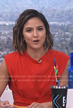 Erin's red tie waist short sleeve top on E! News Daily Pop