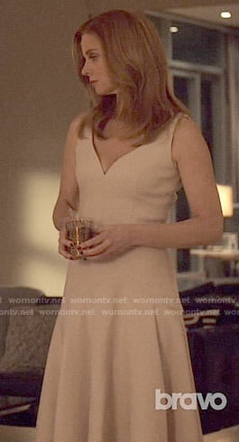 Donna's blush v-neck dress on Suits
