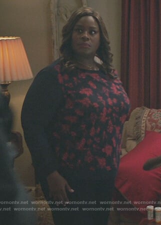 Ruby's floral print sweatshirt on Good Girls